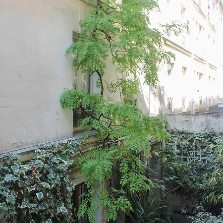 Appartement Charming Near Père-lachaise Cemetery
